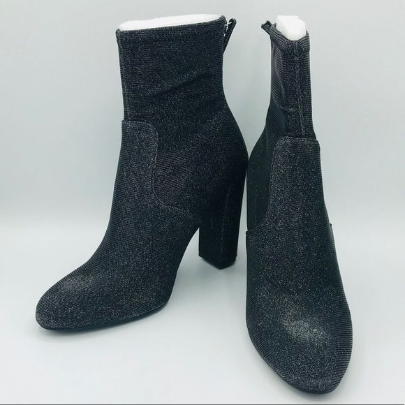 NWT STEVE MADDEN STRETCHY BOOTIES - Picture 6 of 6